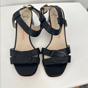 Amalfi Black Leather Sandals